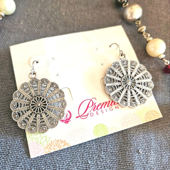 Premier Designs long necklace & fishhook earrings antiqued silver red pearl new - Picture 13 of 14